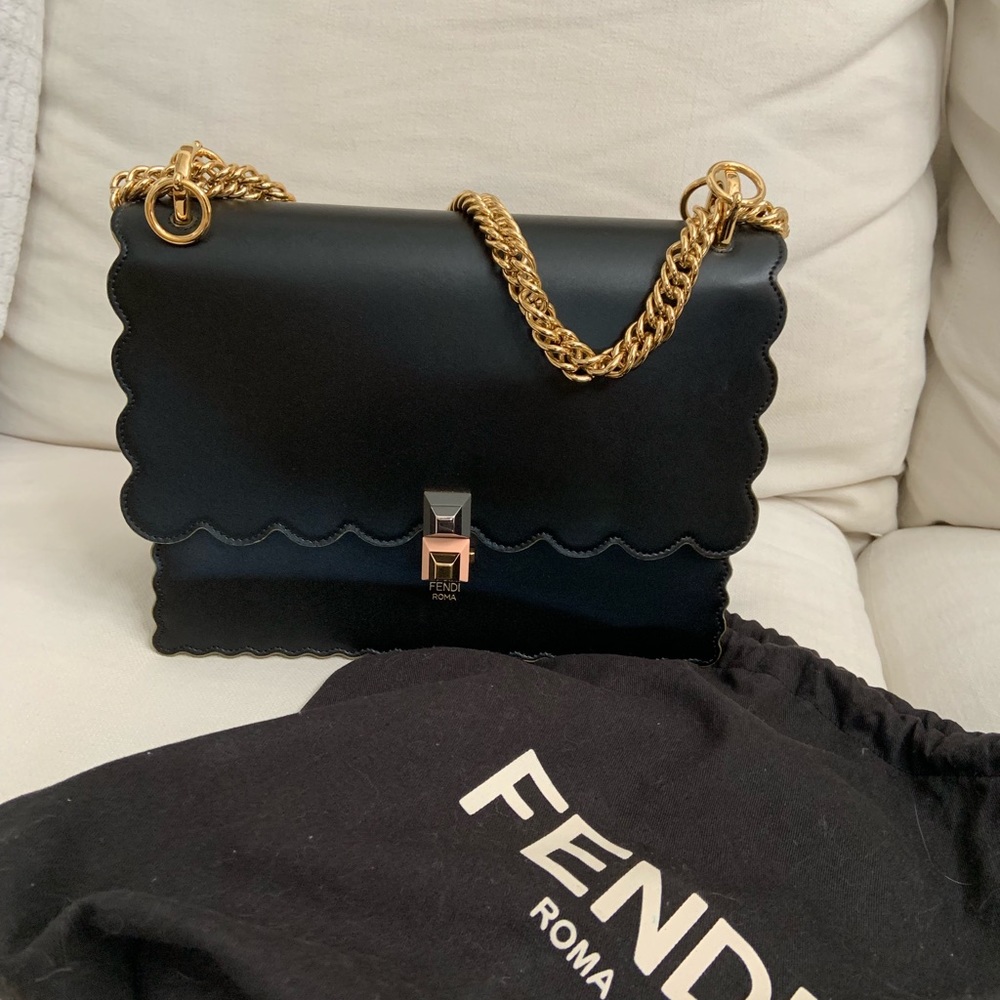 FENDI LARGE KAN I BLACK HANDBAG NEW